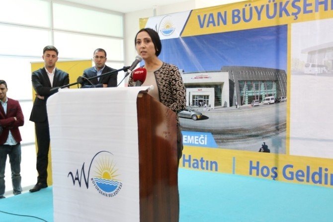 Erciş Şehirler Arası Otogarı Hizmete Açıldı