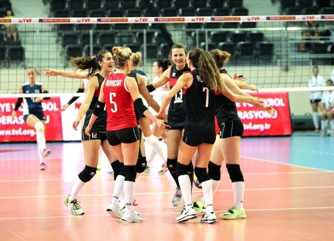 Finalde Rakip Macaristan