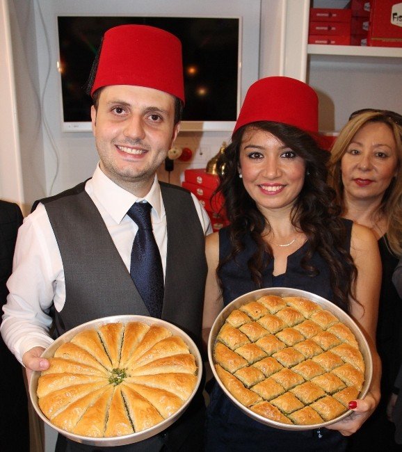 Fıstıkzade Artık İzmir’de