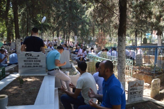 Gökmen Yıldıran Mezarı Başında Anıldı