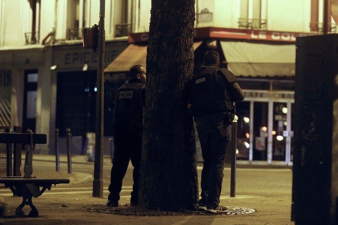 Paris’teki Rehine Krizinde En Az 100 Ölü