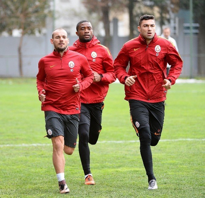Galatasaray Hazırlıklarını Sürdürüyor