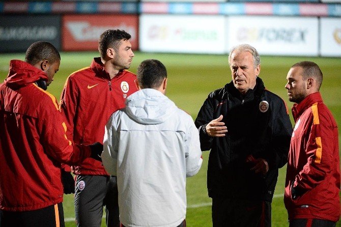 Galatasaray’da İkinci Yarı Hazırlıkları Sürüyor