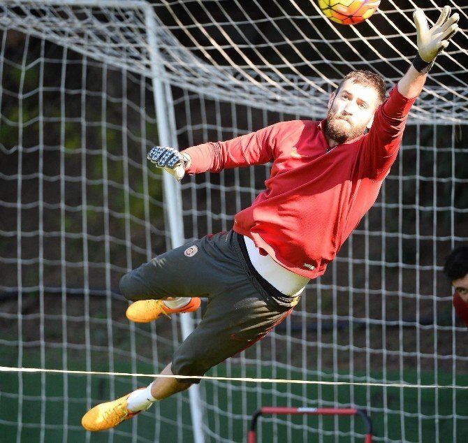 Galatasaray, Antalyaspor Maçı Hazırlıklarını Sürdürdü