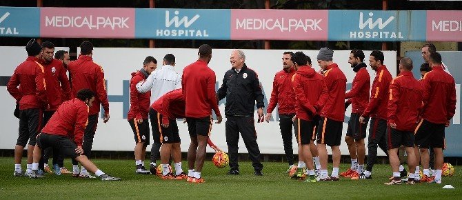 Galatasaray, Bursaspor Maçı Hazırlıklarını Sürdürdü