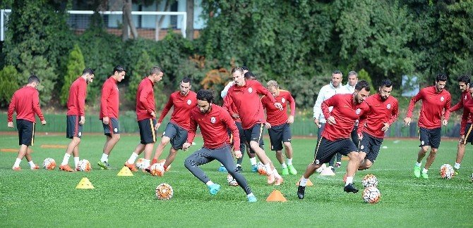 Galatasaray’da 3 Oyuncu Antrenmana Katılmadı