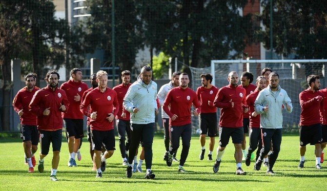 Galatasaray, Benfica Maçı Hazırlıklarını Sürdürdü