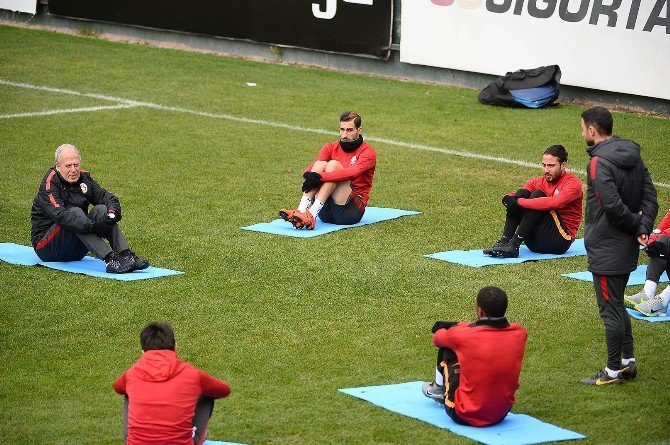 Galatasaray, Akhisar Belediyespor Maçının Hazırlıklarına Başladı