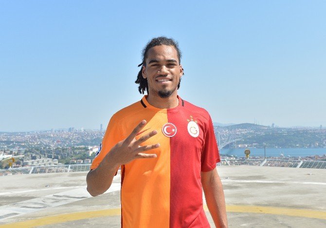 Denayer: "Galatasaray’da Kalmak İsterim"