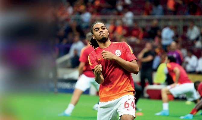 Denayer: "Galatasaray’da Kalmayı İsterim"