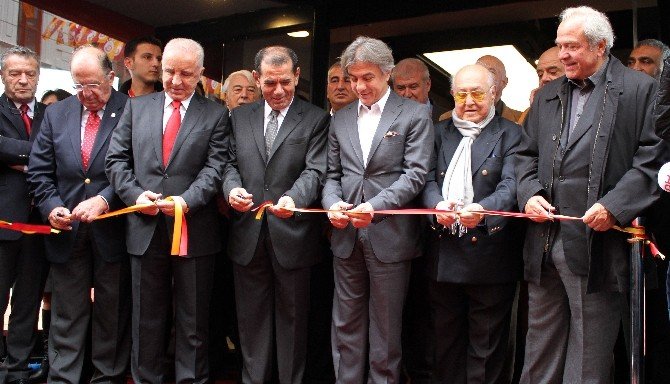 Galatasaray’a 11 Katlı Mega Store