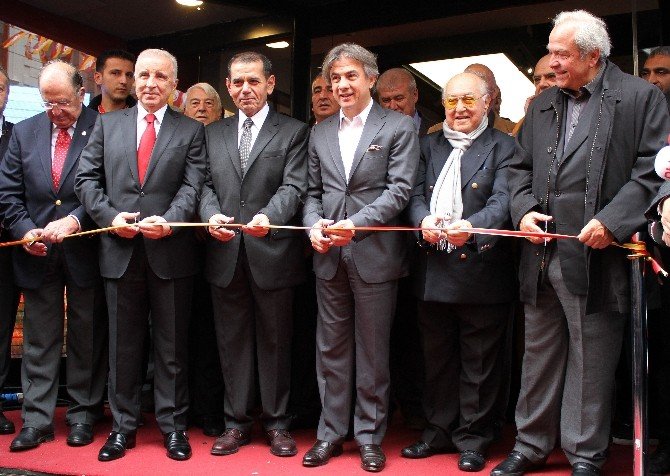Galatasaray’a 11 Katlı Mega Store