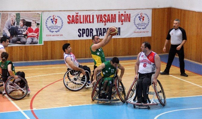 Garanti Tekerlekli Sandalye Basketbol Süper Lig