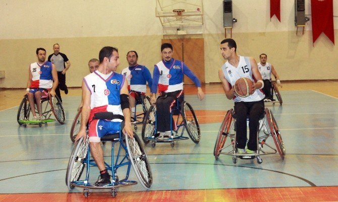 Garanti Tekerlekli Sandalye Basketbol Süper Ligi