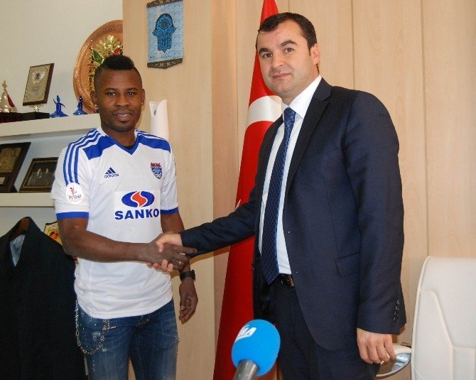 Gaziantep Büyükşehir Belediyespor Transfere Doymuyor