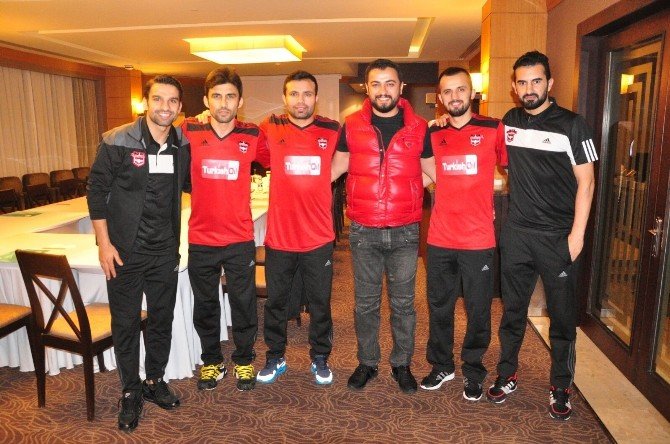 Gaziantepspor’da İmza Şov