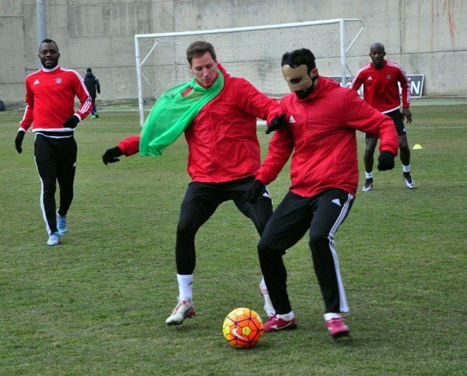 Gaziantepspor İle Akhisar Belediyespor 8. Randevuda