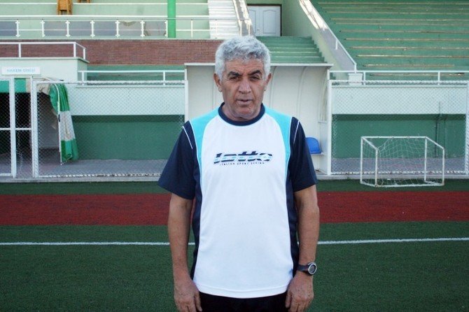 Memik Vurucu, Tanzanya’ya Hoca Olarak Gitti
