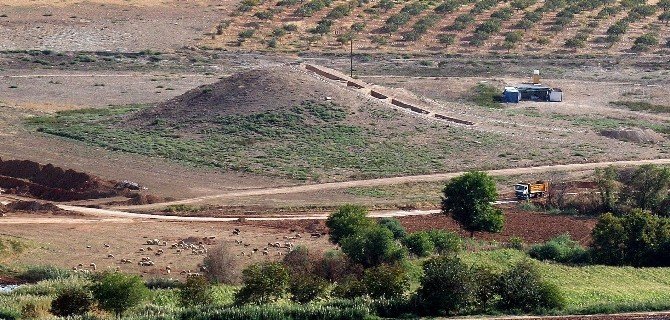 Yenice Höyük Arkeolojik Kazı Çalışmalarında Eski Çağlardan İzlere Rastlandı