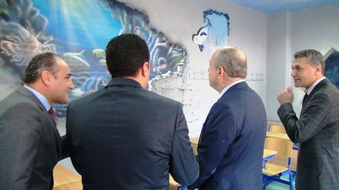 ’Hayal Ettiğim Sınıfta Eğitim Görmek İstiyorum’ Projesi Gaziantep’te
