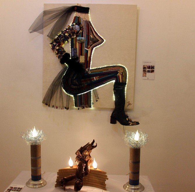 Çöpten Sanat Çıkardı