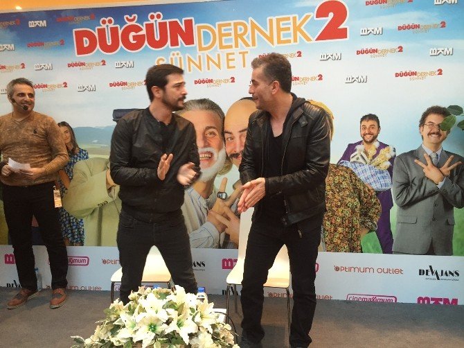 Ahmet Kural Ve Murat Cemcir’e Sevgi Seli