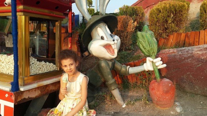 Minik Nahide Kalp Bekliyor