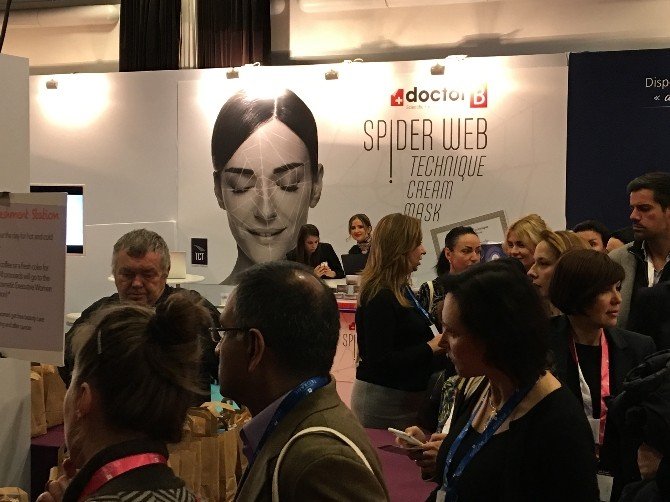 Örümcek Ağı Estetiği Artık Tüm Dünyada