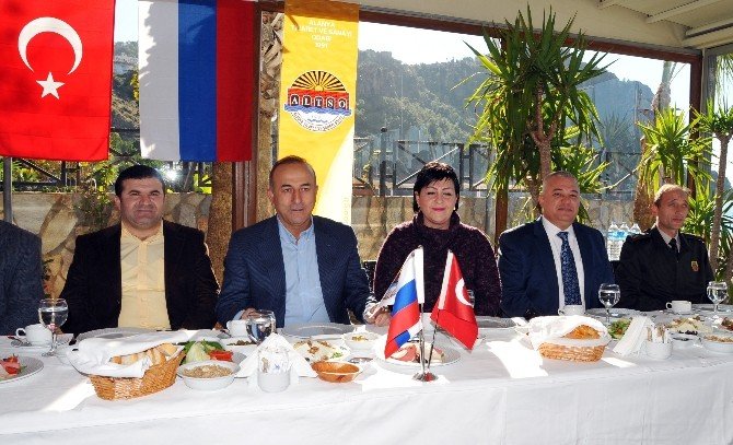 Bakan Çavuşoğlu, Ruslarla Bir Araya Geldi