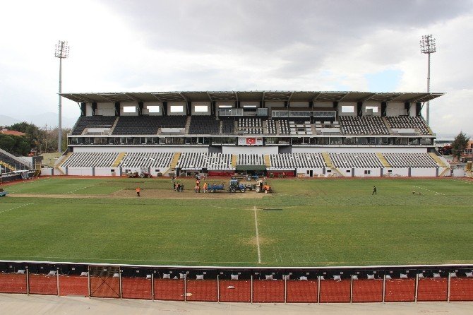 19 Mayıs Stadı Bakıma Alındı