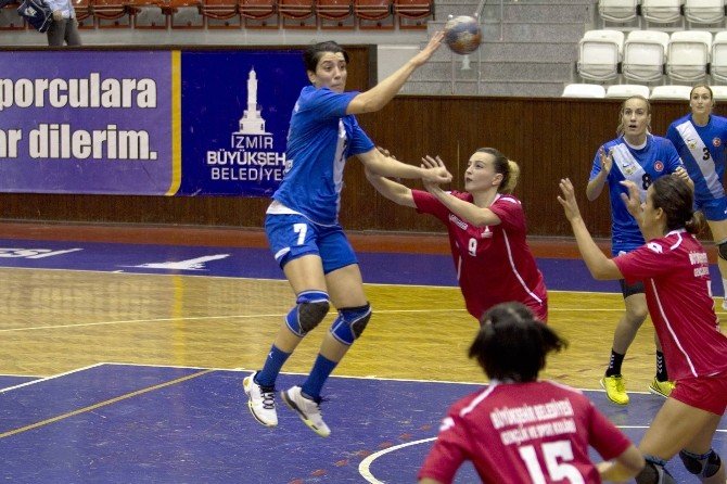 Hentbol Bayanlar Süper Ligi