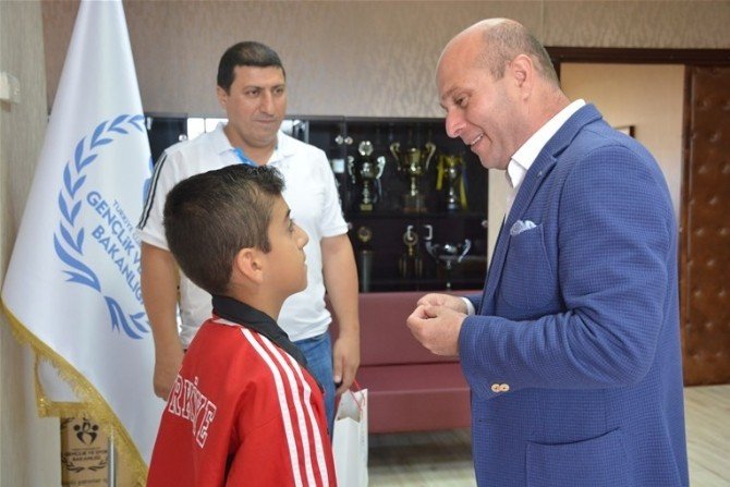 Hasan Celal Yıldırım’dan Çifte Başarı
