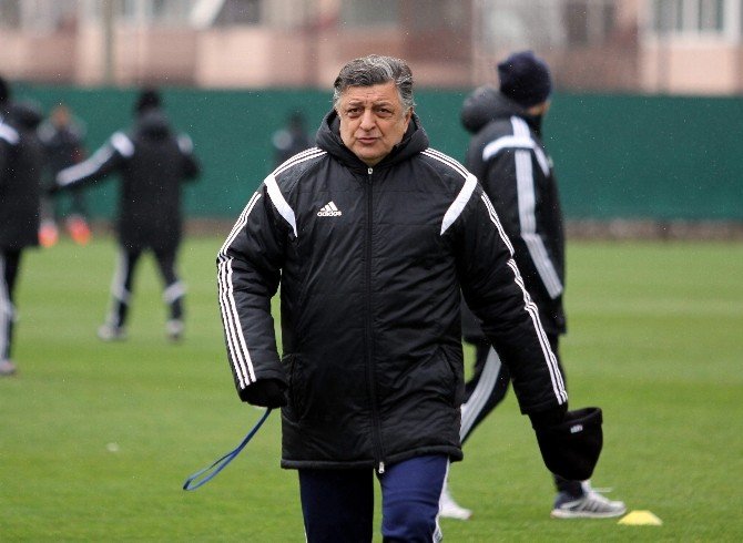 Yılmaz Vural Süper Lig’e Döndü
