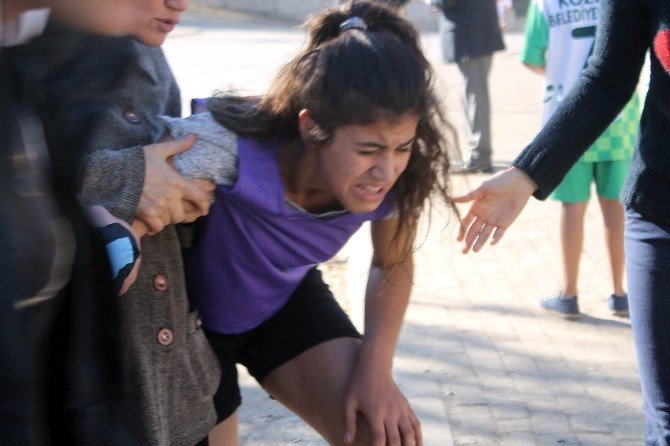 Koşu Yarışında Bilindik Manzara