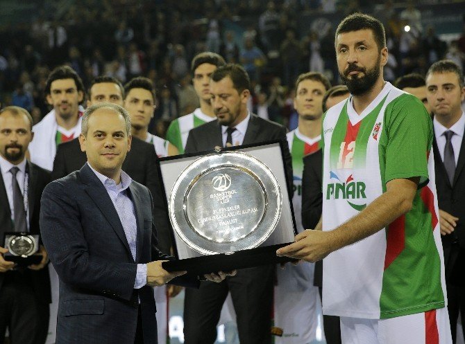 Gençlik Ve Spor Bakanı Kılıç Cumhurbaşkanlığı Kupası’nı Kazanan Anadolu Efes’i Tebrik Etti