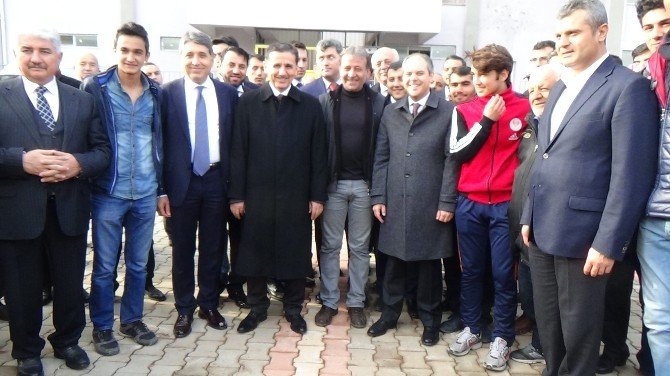 Spor Bakanı Kılıç Hatay’da