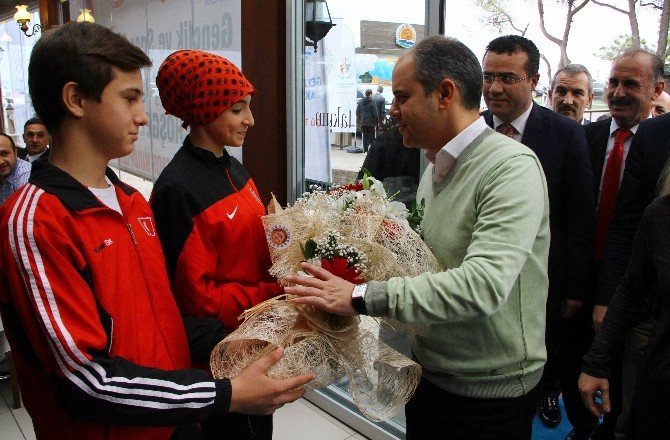 Bakan Kılıç: “Sporcuları Dopinge Yönlendirenler Radarımızda”