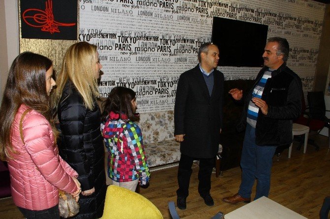 Bakan Kılıç’a Seçim Gezilerinde Aile Desteği
