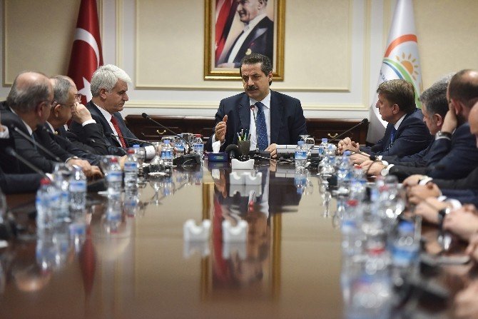 Bakan Çelik: “Tarımsal Destekleri Derli Toplu Hale Getireceğiz”