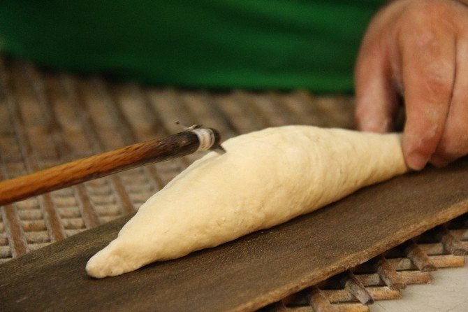 Fırıncılar 1 Ekim’den Sonra O Jiletle Ekmek Çizemeyecek