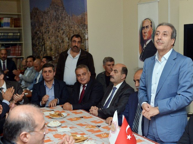 Mehdi Eker: “Biz Tek Başına İktidar Talep Ediyoruz”