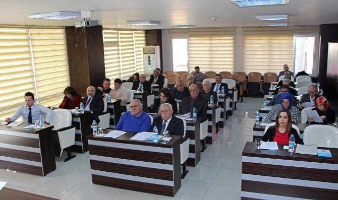 Giresun Belediyesi’nde Gündem Dereli’de Siyanürle Altın Arama Ruhsatı