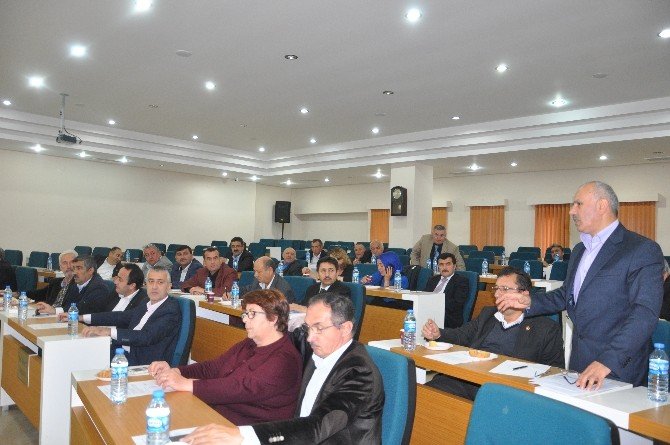 Giresun İl Meclisi’nde Kapatılan Belediyelerin Borçları Tartışıldı