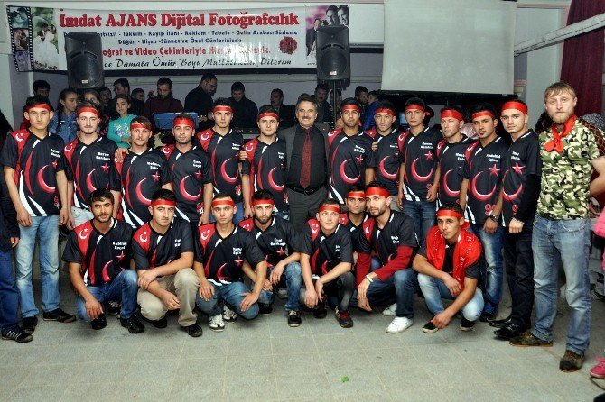 Giresun’da Asker Adayı 21 Genç İçin Gece Düzenlendi