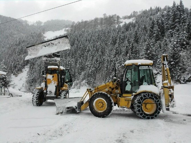 Giresun’da 182 Köy Yolu Ulaşıma Kapalı