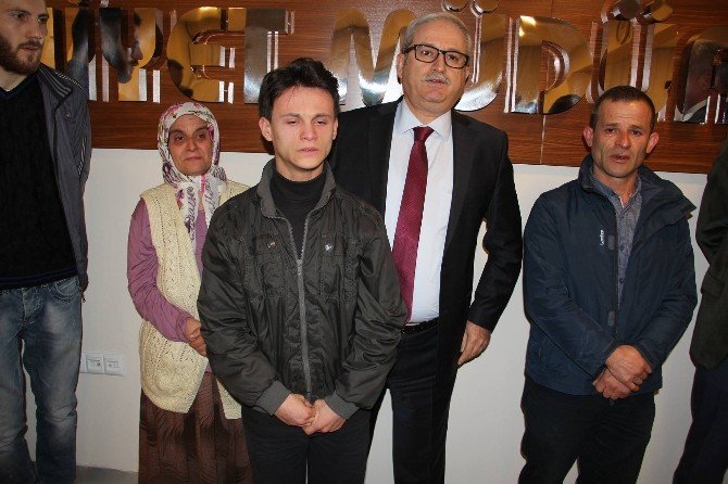 41 Gündür Kayıp Olan Lise Öğrencisi Dedesinin Evinde Bulundu