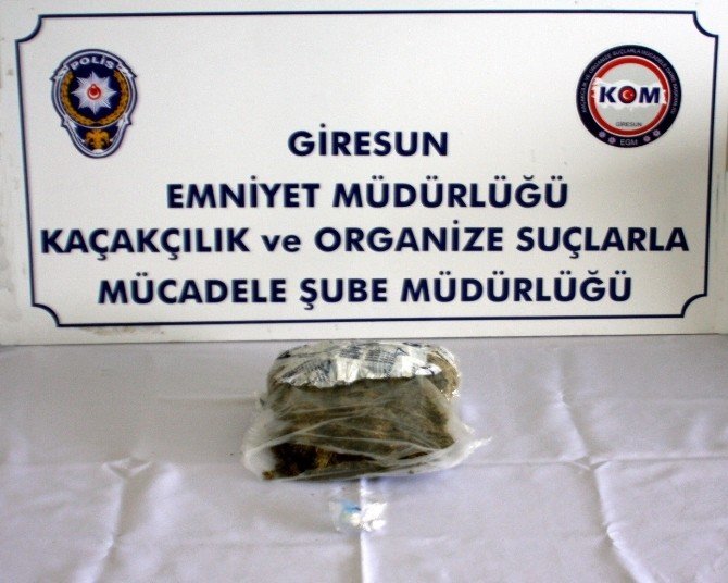 Uyuşturucu Kuryesi Polisten Kaçamadı