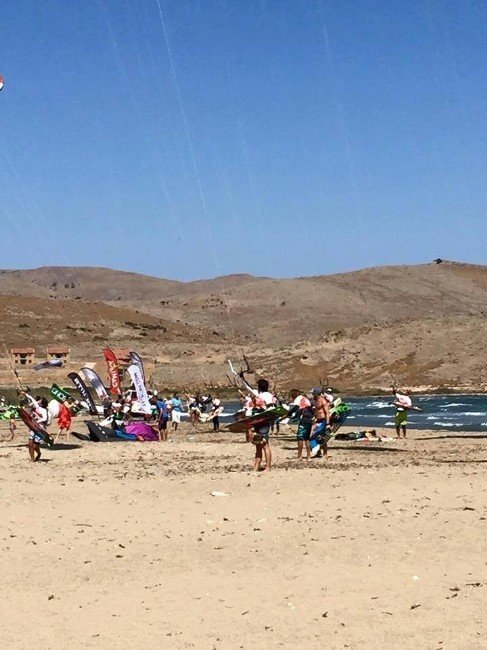 Kıtesurf Uçurtmaları Gökçeada’yı Renklendirdi