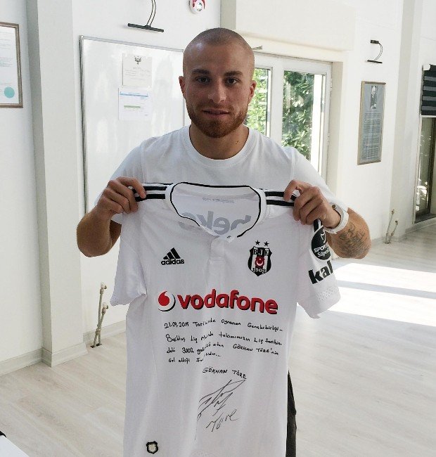Gökhan Töre’nin Forması Müzede