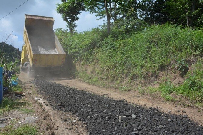 Görele Belediyesi’nden Yol Atağı